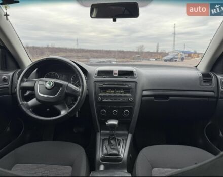 Черный Шкода Октавия, объемом двигателя 1.8 л и пробегом 220 тыс. км за 6199 $, фото 1 на Automoto.ua
