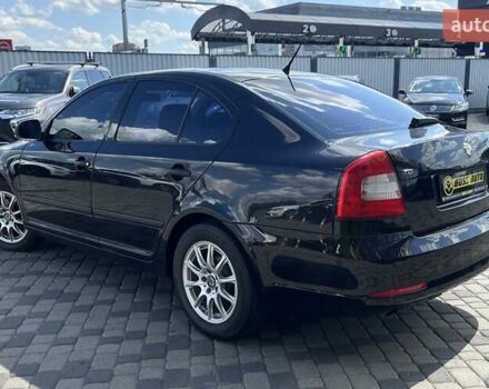 Черный Шкода Октавия, объемом двигателя 1.6 л и пробегом 192 тыс. км за 7990 $, фото 4 на Automoto.ua