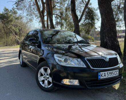 Черный Шкода Октавия, объемом двигателя 1.6 л и пробегом 294 тыс. км за 8950 $, фото 4 на Automoto.ua