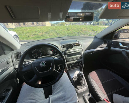 Шкода Октавия 2012 в Бережанах на Automoto.ua Черный Шкода Октавия, объемом двигателя 1.6 л и пробегом 308 тыс. км за 9200 $, фото 32 на Automoto.ua
