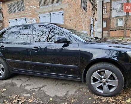 Черный Шкода Октавия, объемом двигателя 1.8 л и пробегом 173 тыс. км за 9400 $, фото 2 на Automoto.ua