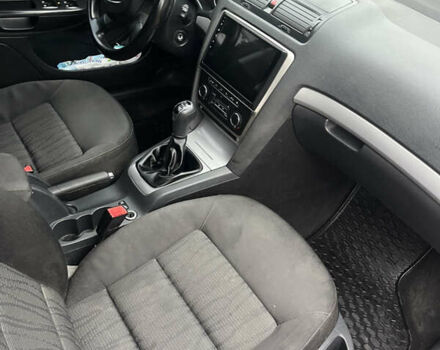 Шкода Октавія 2012 у Тальном на Automoto.ua Чорний Шкода Октавія, об'ємом двигуна 1.8 л та пробігом 325 тис. км за 7300 $, фото 7 на Automoto.ua