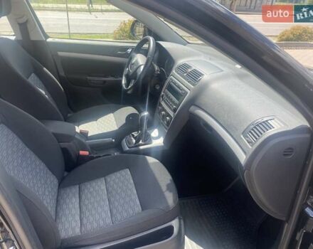 Шкода Октавия 2012 в Киеве на Automoto.ua Черный Шкода Октавия, объемом двигателя 1.6 л и пробегом 252 тыс. км за 9300 $, фото 8 на Automoto.ua