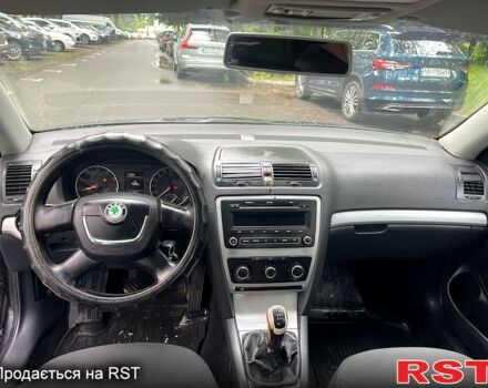 Черный Шкода Октавия, объемом двигателя 1.8 л и пробегом 230 тыс. км за 7200 $, фото 2 на Automoto.ua