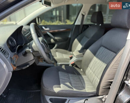 Черный Шкода Октавия, объемом двигателя 1.8 л и пробегом 230 тыс. км за 8200 $, фото 9 на Automoto.ua