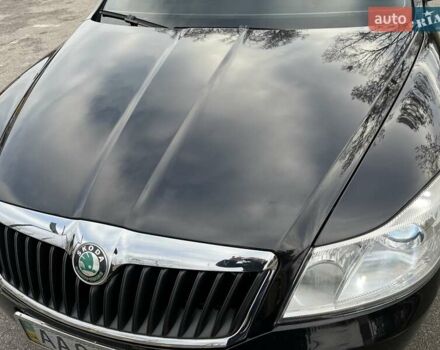 Черный Шкода Октавия, объемом двигателя 1.8 л и пробегом 73 тыс. км за 11200 $, фото 3 на Automoto.ua