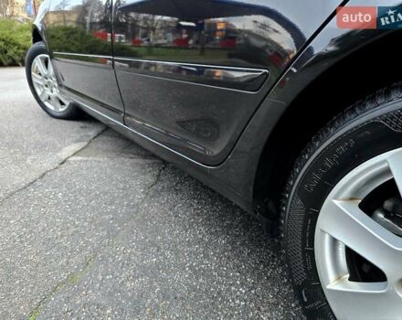 Черный Шкода Октавия, объемом двигателя 1.8 л и пробегом 215 тыс. км за 9400 $, фото 12 на Automoto.ua