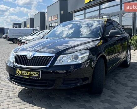 Черный Шкода Октавия, объемом двигателя 1.6 л и пробегом 192 тыс. км за 7990 $, фото 2 на Automoto.ua
