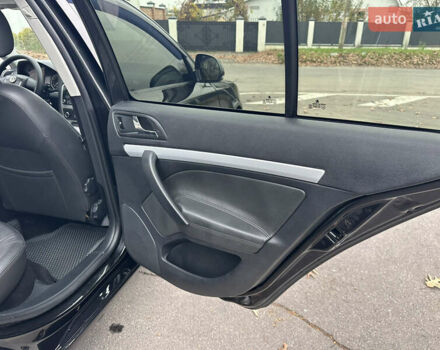 Черный Шкода Октавия, объемом двигателя 1.6 л и пробегом 175 тыс. км за 8300 $, фото 40 на Automoto.ua