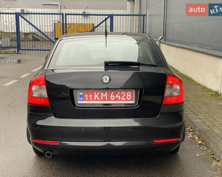 Чорний Шкода Октавія, об'ємом двигуна 1.6 л та пробігом 183 тис. км за 7999 $, фото 7 на Automoto.ua