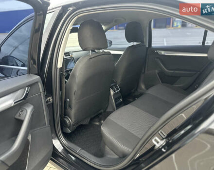 Черный Шкода Октавия, объемом двигателя 1.97 л и пробегом 275 тыс. км за 10200 $, фото 5 на Automoto.ua