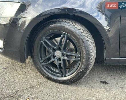 Черный Шкода Октавия, объемом двигателя 1.6 л и пробегом 300 тыс. км за 9790 $, фото 11 на Automoto.ua