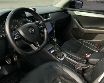 Чорний Шкода Октавія, об'ємом двигуна 1.8 л та пробігом 212 тис. км за 10500 $, фото 8 на Automoto.ua