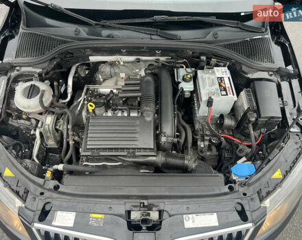 Черный Шкода Октавия, объемом двигателя 1.4 л и пробегом 224 тыс. км за 7400 $, фото 11 на Automoto.ua