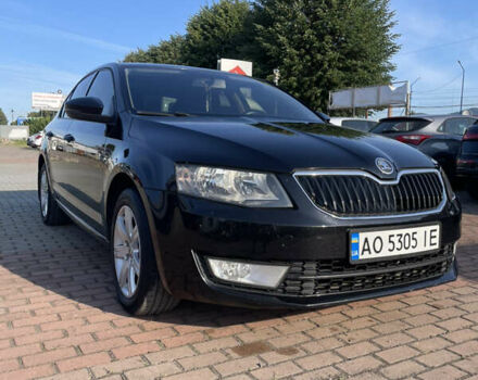 Черный Шкода Октавия, объемом двигателя 1.6 л и пробегом 270 тыс. км за 9600 $, фото 2 на Automoto.ua