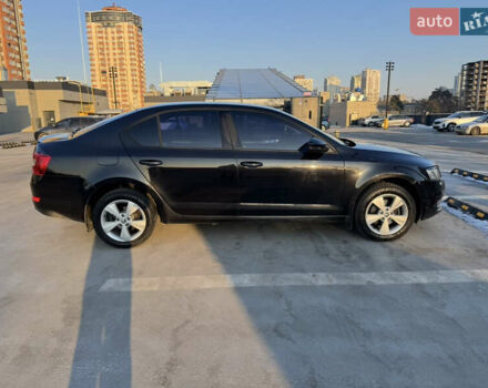 Черный Шкода Октавия, объемом двигателя 1.4 л и пробегом 186 тыс. км за 10000 $, фото 2 на Automoto.ua