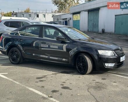 Черный Шкода Октавия, объемом двигателя 1.6 л и пробегом 300 тыс. км за 9790 $, фото 4 на Automoto.ua