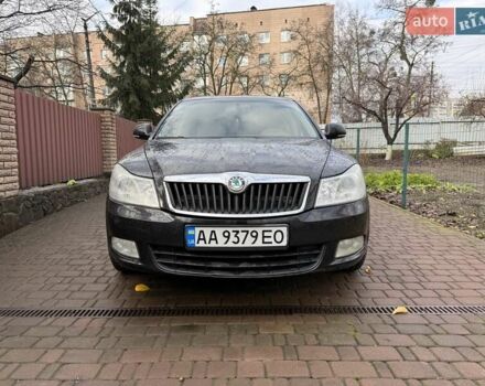 Чорний Шкода Октавія, об'ємом двигуна 1.8 л та пробігом 160 тис. км за 9300 $, фото 1 на Automoto.ua
