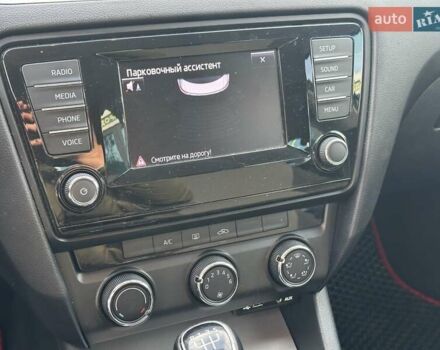 Черный Шкода Октавия, объемом двигателя 1.6 л и пробегом 300 тыс. км за 9790 $, фото 24 на Automoto.ua