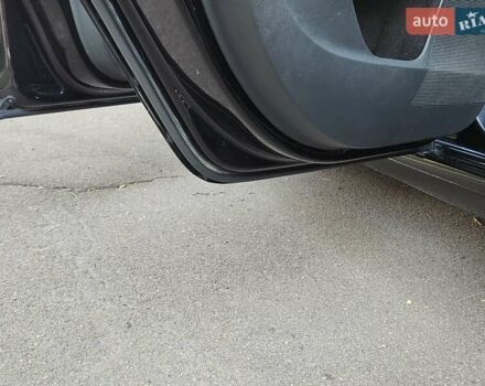 Чорний Шкода Октавія, об'ємом двигуна 1.2 л та пробігом 193 тис. км за 7300 $, фото 11 на Automoto.ua