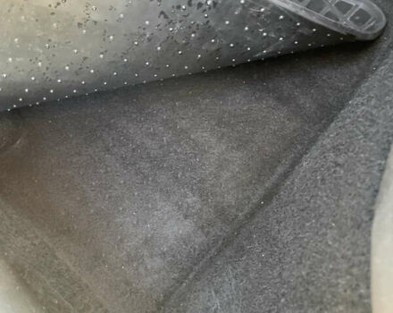 Черный Шкода Октавия, объемом двигателя 1.6 л и пробегом 270 тыс. км за 9600 $, фото 18 на Automoto.ua