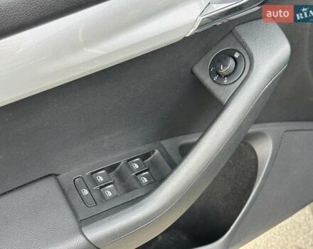 Черный Шкода Октавия, объемом двигателя 1.6 л и пробегом 300 тыс. км за 9790 $, фото 18 на Automoto.ua