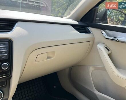 Черный Шкода Октавия, объемом двигателя 1.97 л и пробегом 220 тыс. км за 12300 $, фото 16 на Automoto.ua