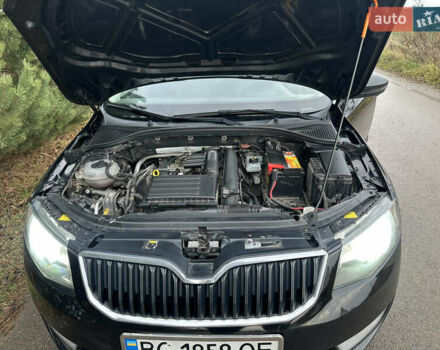 Чорний Шкода Октавія, об'ємом двигуна 1.2 л та пробігом 216 тис. км за 7800 $, фото 7 на Automoto.ua