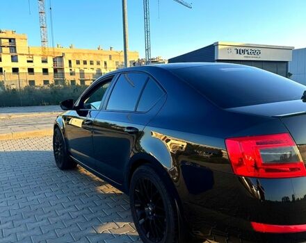 Черный Шкода Октавия, объемом двигателя 1.8 л и пробегом 152 тыс. км за 12300 $, фото 3 на Automoto.ua