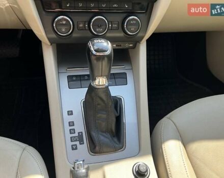 Черный Шкода Октавия, объемом двигателя 1.97 л и пробегом 220 тыс. км за 12300 $, фото 5 на Automoto.ua