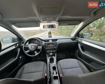 Чорний Шкода Октавія, об'ємом двигуна 1.2 л та пробігом 216 тис. км за 7800 $, фото 5 на Automoto.ua