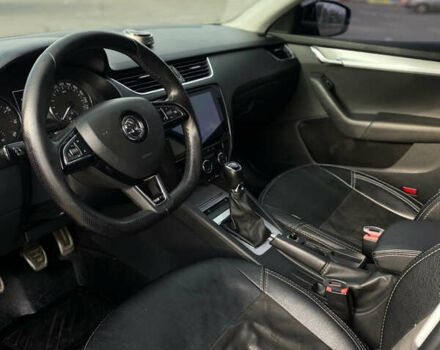 Чорний Шкода Октавія, об'ємом двигуна 1.8 л та пробігом 212 тис. км за 10500 $, фото 8 на Automoto.ua