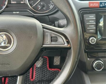 Черный Шкода Октавия, объемом двигателя 1.6 л и пробегом 300 тыс. км за 9790 $, фото 20 на Automoto.ua