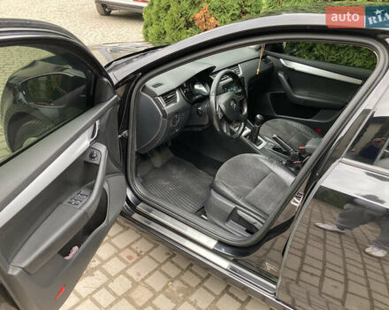 Чорний Шкода Октавія, об'ємом двигуна 1.8 л та пробігом 181 тис. км за 11000 $, фото 9 на Automoto.ua