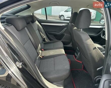 Черный Шкода Октавия, объемом двигателя 1.6 л и пробегом 300 тыс. км за 9790 $, фото 30 на Automoto.ua