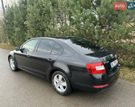 Чорний Шкода Октавія, об'ємом двигуна 1.2 л та пробігом 216 тис. км за 7800 $, фото 11 на Automoto.ua