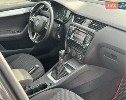 Черный Шкода Октавия, объемом двигателя 1.6 л и пробегом 300 тыс. км за 9790 $, фото 27 на Automoto.ua