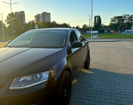 Черный Шкода Октавия, объемом двигателя 1.8 л и пробегом 152 тыс. км за 12300 $, фото 4 на Automoto.ua