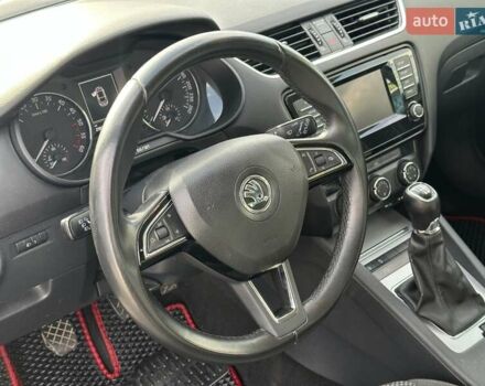 Черный Шкода Октавия, объемом двигателя 1.6 л и пробегом 300 тыс. км за 9790 $, фото 17 на Automoto.ua