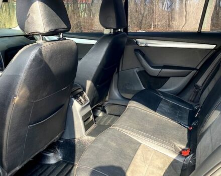 Чорний Шкода Октавія, об'ємом двигуна 1.8 л та пробігом 206 тис. км за 11500 $, фото 8 на Automoto.ua
