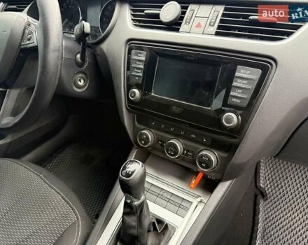 Черный Шкода Октавия, объемом двигателя 1.97 л и пробегом 226 тыс. км за 11500 $, фото 18 на Automoto.ua