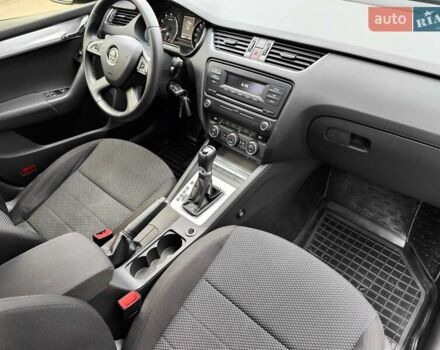 Черный Шкода Октавия, объемом двигателя 1.4 л и пробегом 252 тыс. км за 9990 $, фото 46 на Automoto.ua