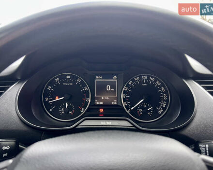 Черный Шкода Октавия, объемом двигателя 1.2 л и пробегом 199 тыс. км за 8000 $, фото 17 на Automoto.ua