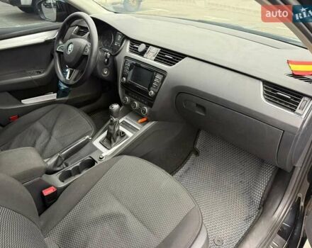 Черный Шкода Октавия, объемом двигателя 1.97 л и пробегом 226 тыс. км за 11500 $, фото 19 на Automoto.ua