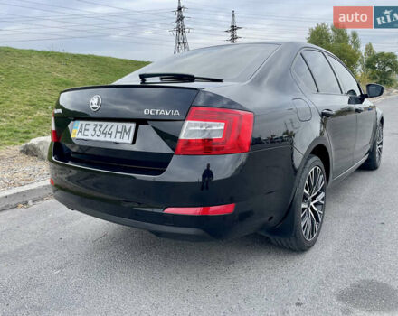 Шкода Октавія 2014 у Дніпро (Дніпропетровську) на Automoto.ua Чорний Шкода Октавія, об'ємом двигуна 1.8 л та пробігом 199 тис. км за 11800 $, фото 5 на Automoto.ua