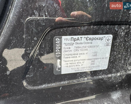 Шкода Октавия 2014 в Борисполе на Automoto.ua Черный Шкода Октавия, объемом двигателя 1.97 л и пробегом 218 тыс. км за 12500 $, фото 17 на Automoto.ua