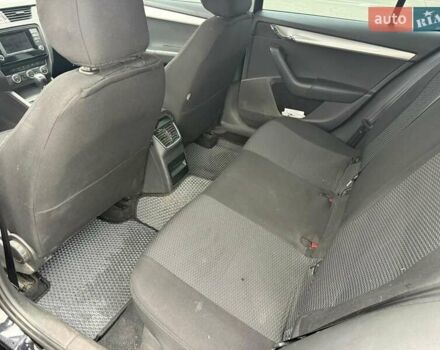 Черный Шкода Октавия, объемом двигателя 1.97 л и пробегом 226 тыс. км за 11500 $, фото 17 на Automoto.ua