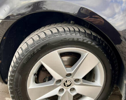 Черный Шкода Октавия, объемом двигателя 1.2 л и пробегом 199 тыс. км за 8000 $, фото 7 на Automoto.ua