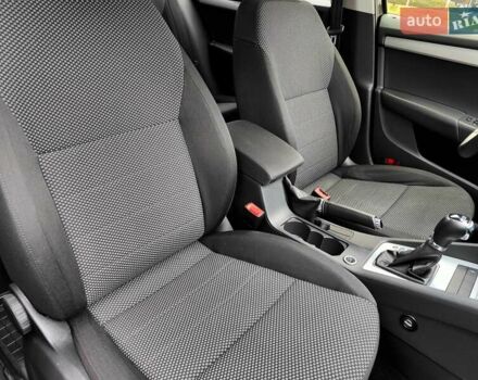 Черный Шкода Октавия, объемом двигателя 1.4 л и пробегом 252 тыс. км за 9990 $, фото 50 на Automoto.ua