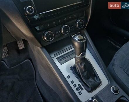 Черный Шкода Октавия, объемом двигателя 1.6 л и пробегом 255 тыс. км за 10499 $, фото 19 на Automoto.ua